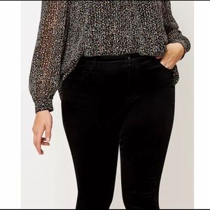 Ann Taylor Loft Black  Curvy Skinny Corduroy Pants Women's Size  30/10 NWT